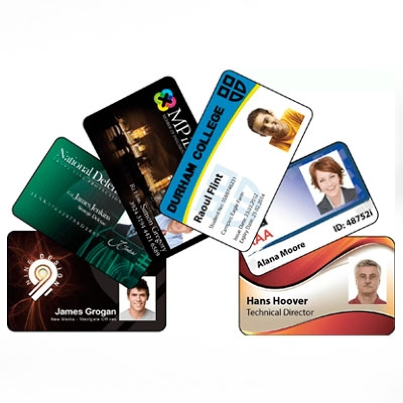 Crachás Personalizados Crachás Personalizados